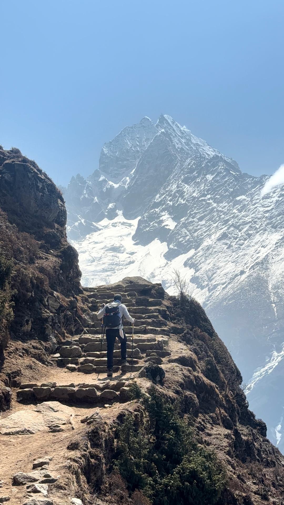 Vivek Angiras on the Ama Dablam trek